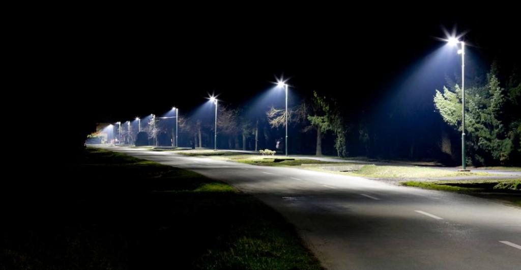 چراغ خیابانی