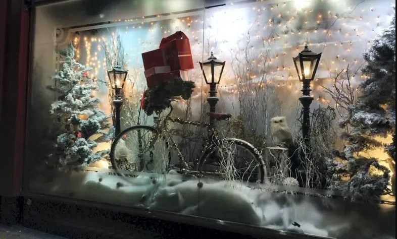 نورپردازی ویترین