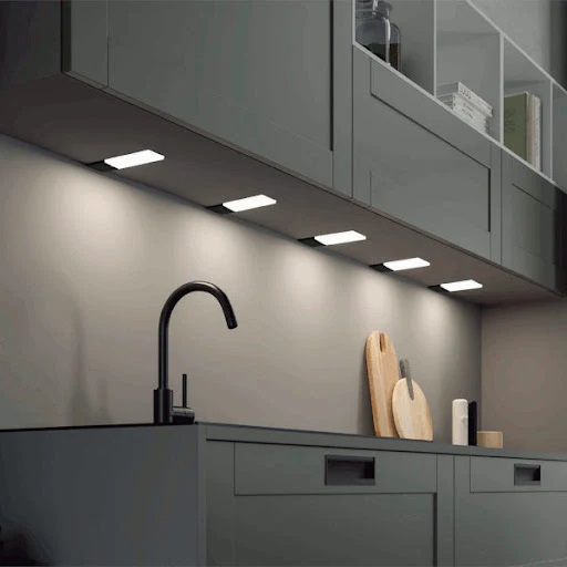 چراغ زیرکابینتی سنسوردار